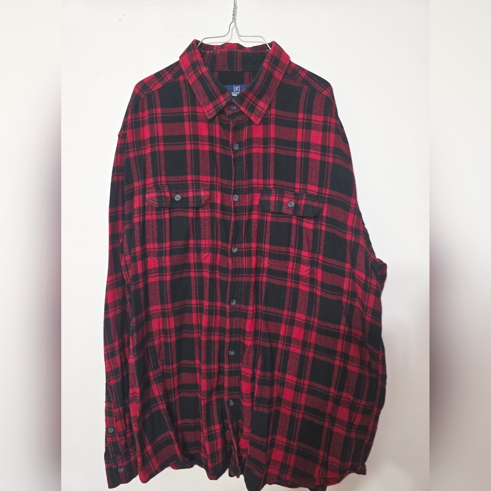 George Black and Red Plaid Flannel Material Button Down Shirt Size XL